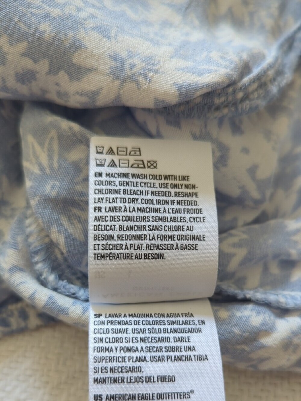 American Eagle Outfitters Women's Large Powder Blue White Floral Button-Tie Top - Picture 5 of 5